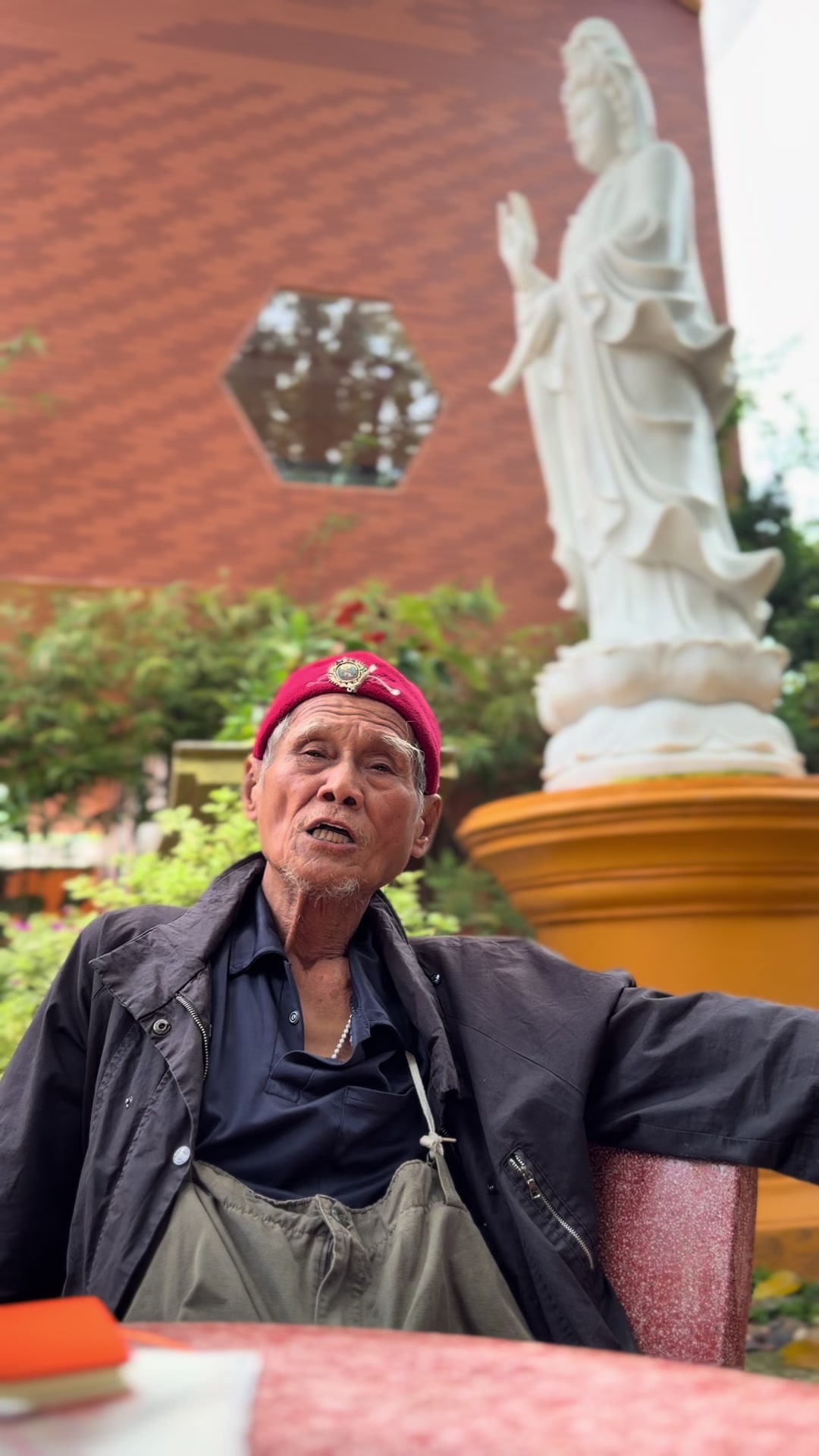 @Người Đi T&igrave;m Huyền B&iacute;