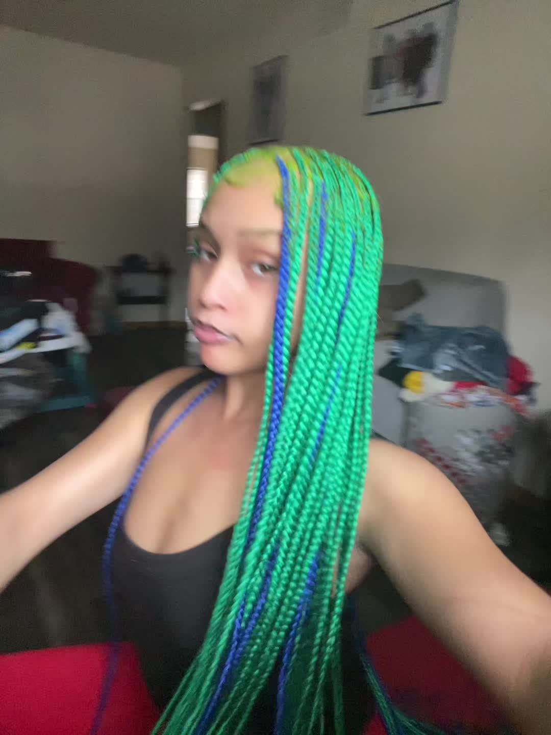 @Aniyah D