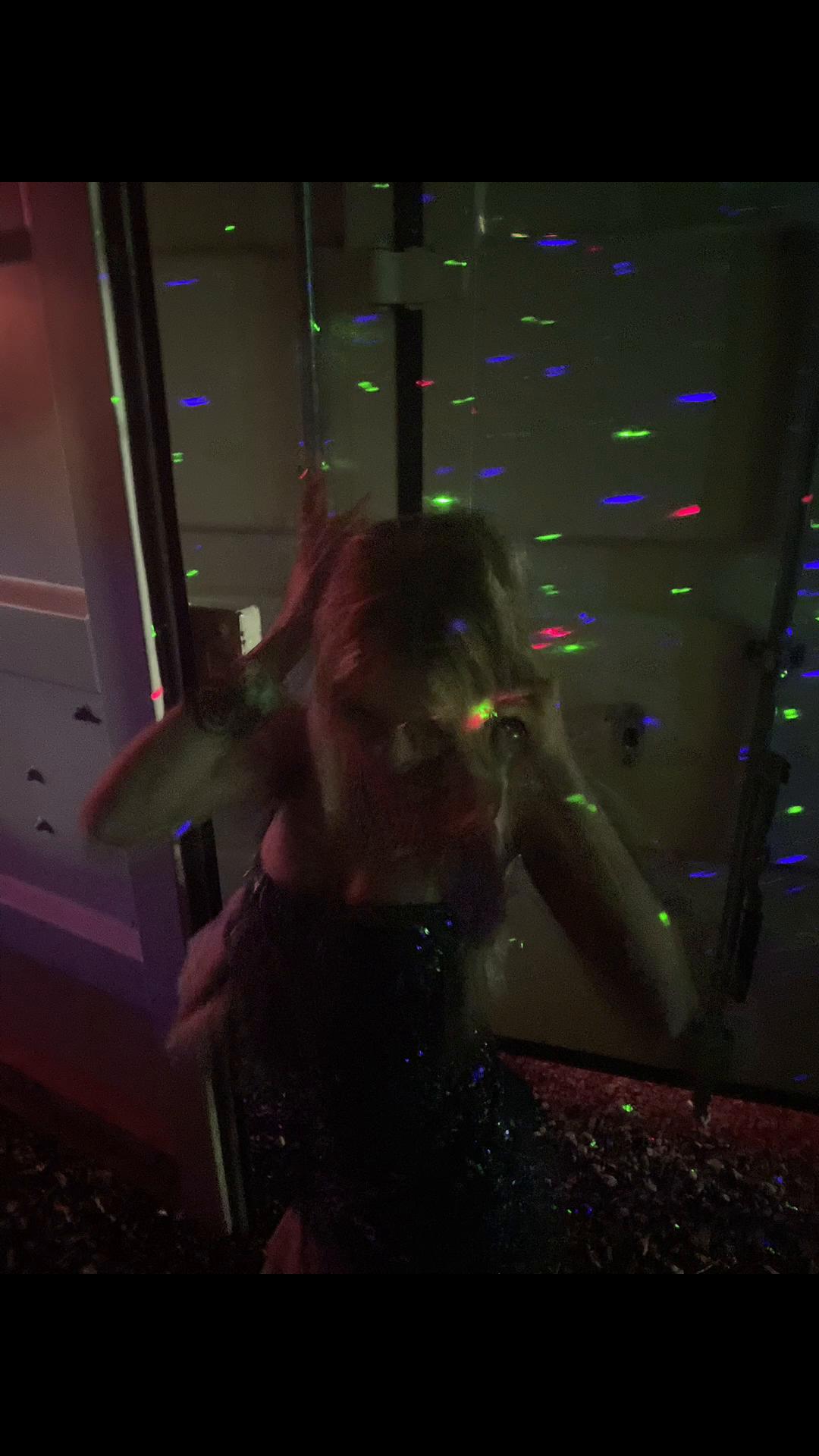 @Taya