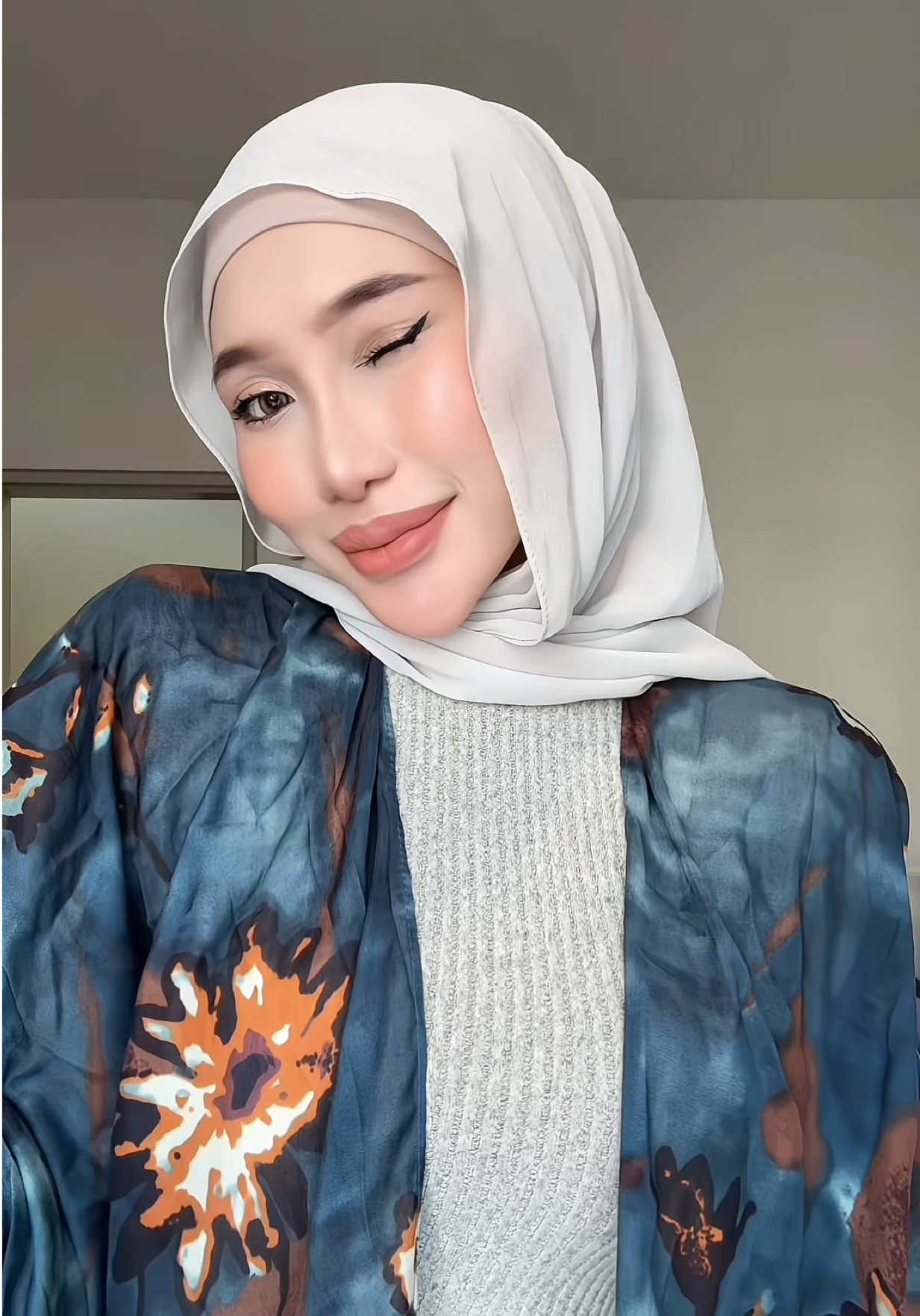 @alissazam
