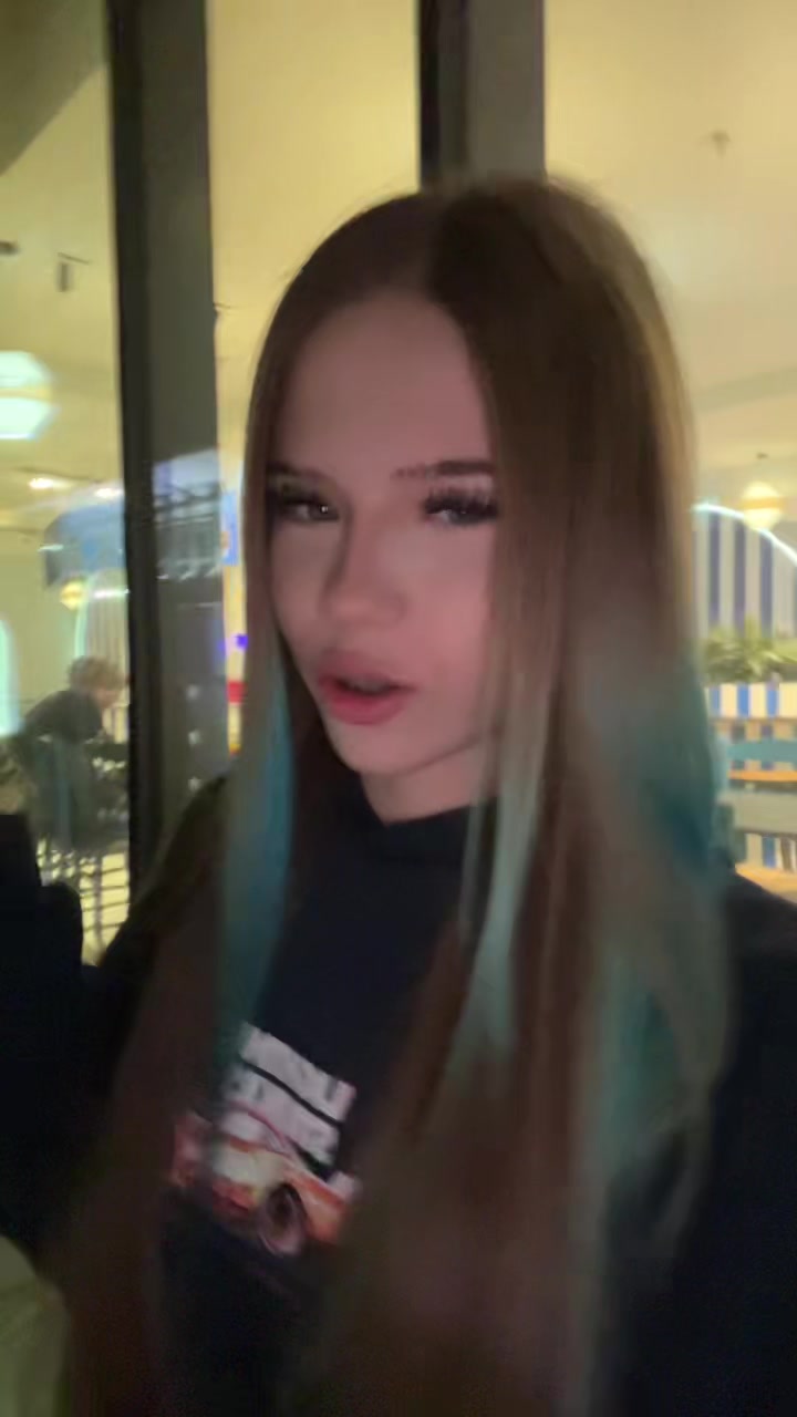 @kojaelena_