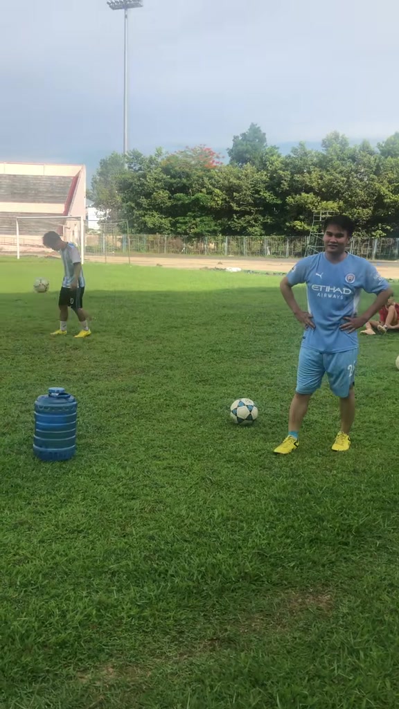 @Thầy Tân Sports