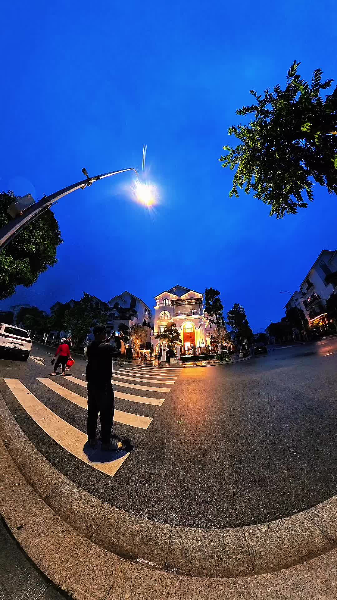 @Hồng Văn