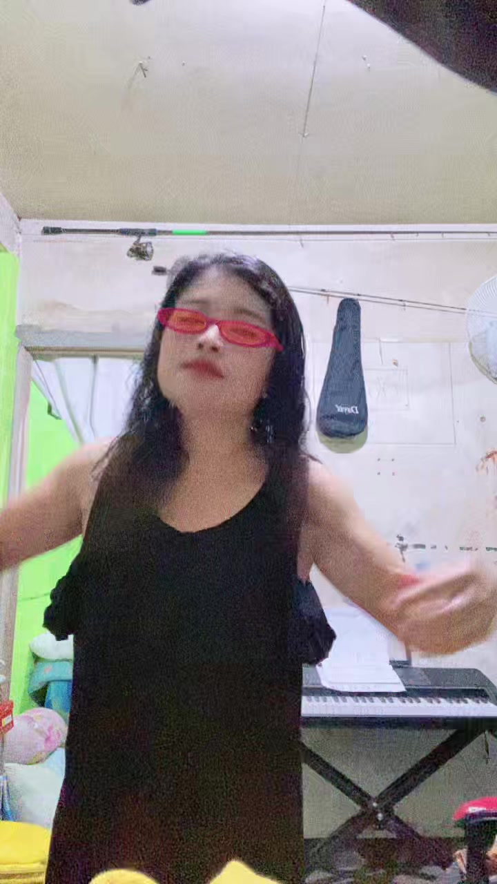 @Sasssy Tube