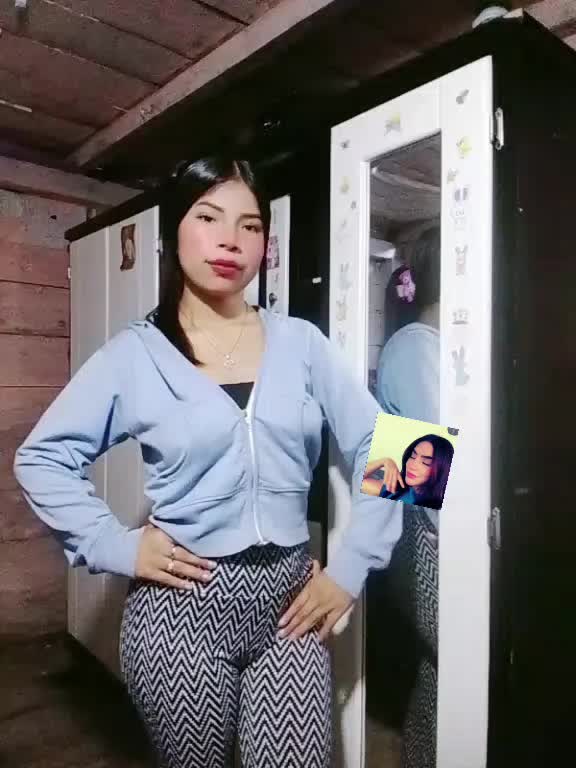 @𝐄𝐦𝐞𝐥𝐲>3🎀🍒