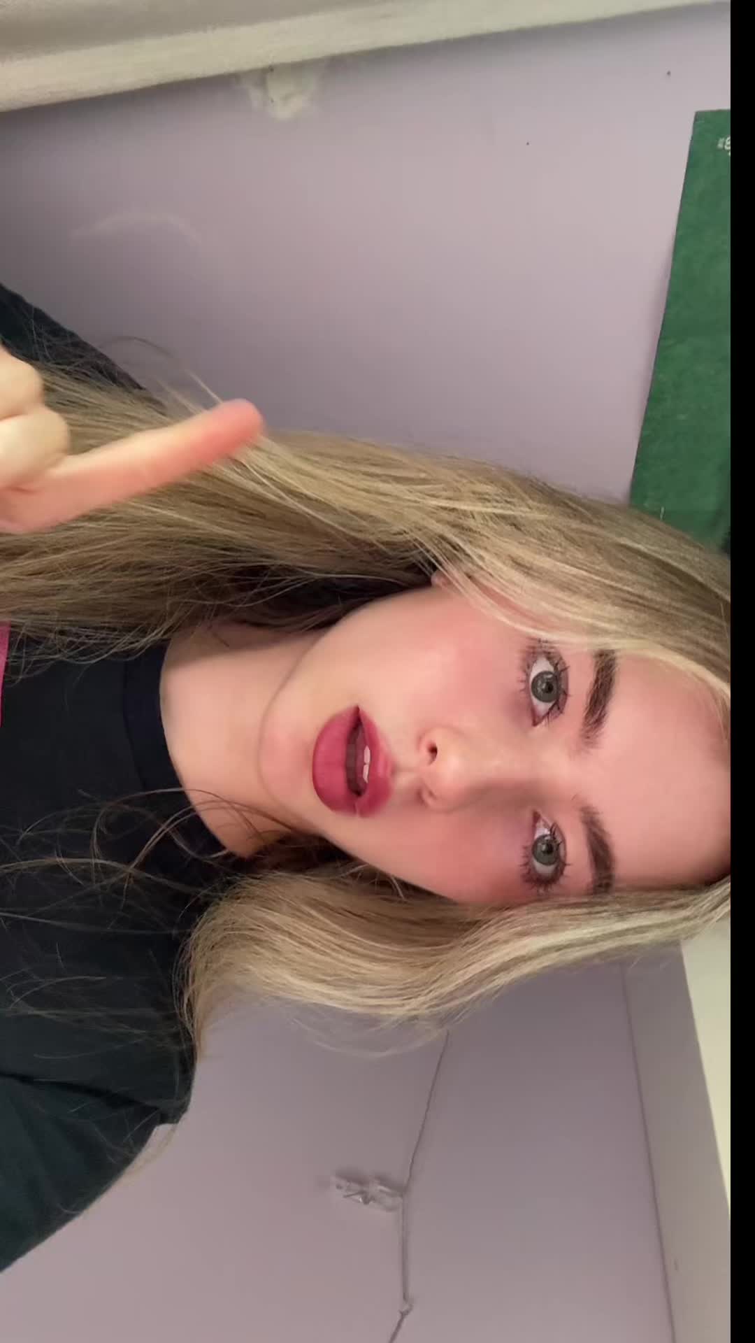 @ilovebladee