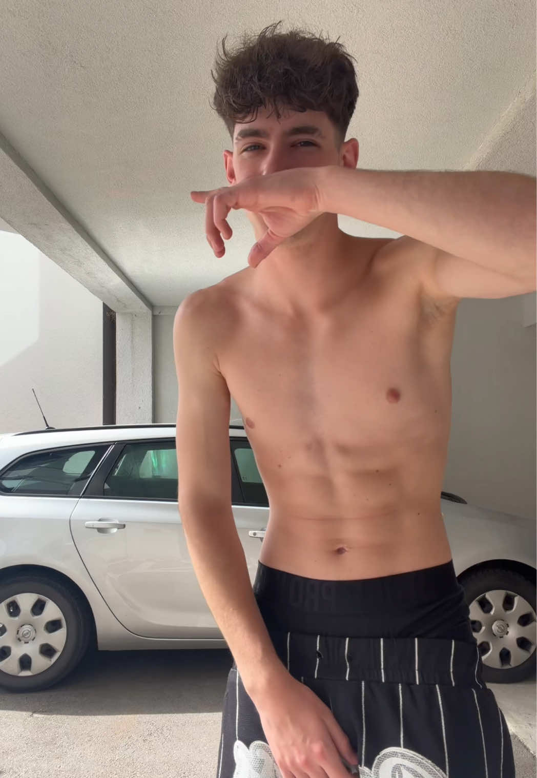 @Fezzoo10