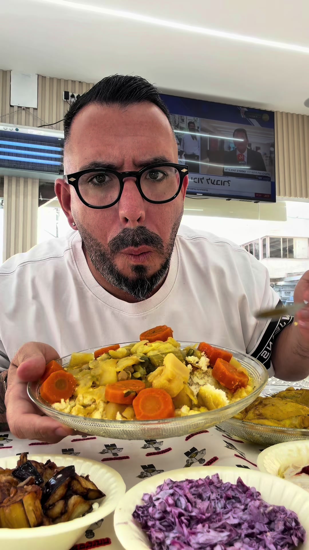 @צחי אוכל את ישראל 🇮🇱