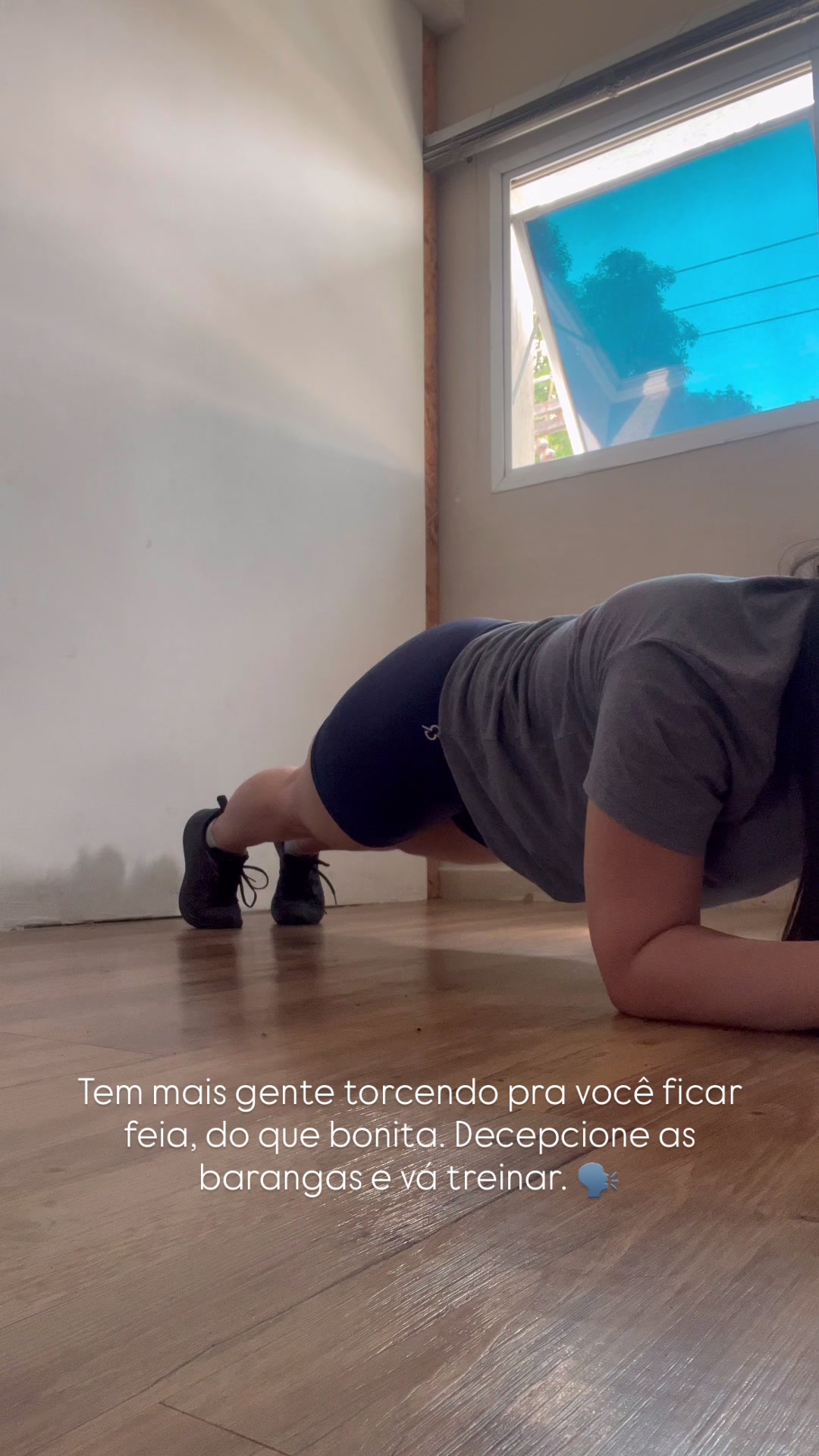 @Carlajacielle_