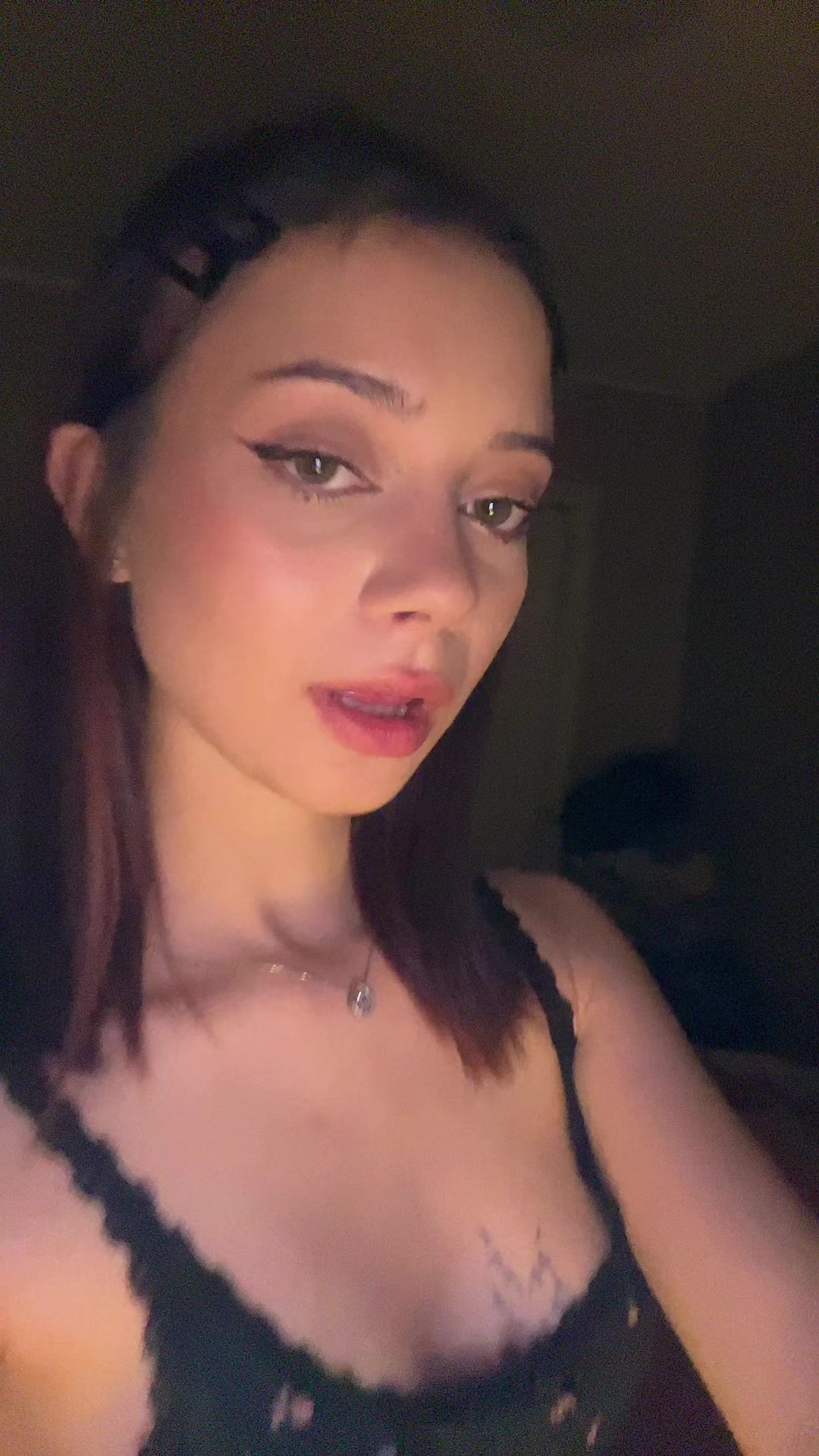 @сашко🧎🏻♀️