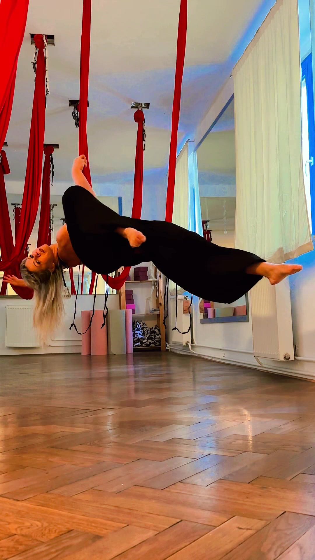 @pole_kathrine