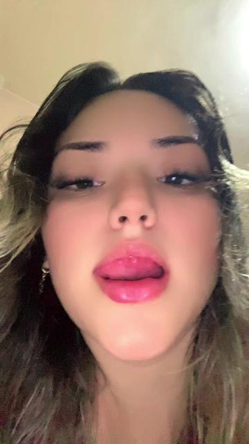 @hellenmero🌹