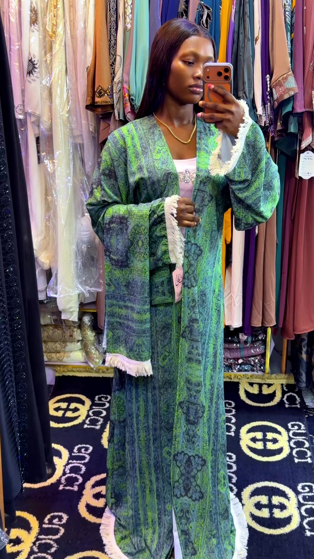 @Oyins_wears
