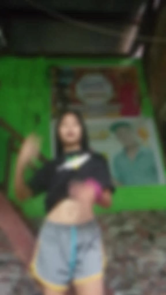 @ITZUKI>.<
