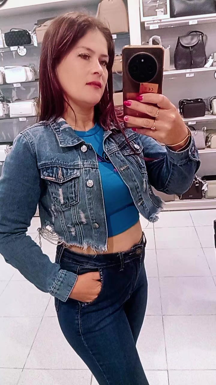 @Elisa chaparro