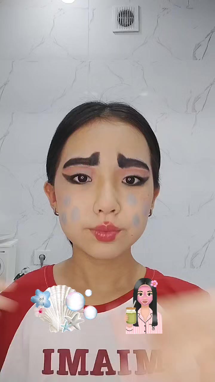 @𝓐𝓻𝓪𝓲 𝓫𝓮𝓪𝓾𝓽𝔂🧁