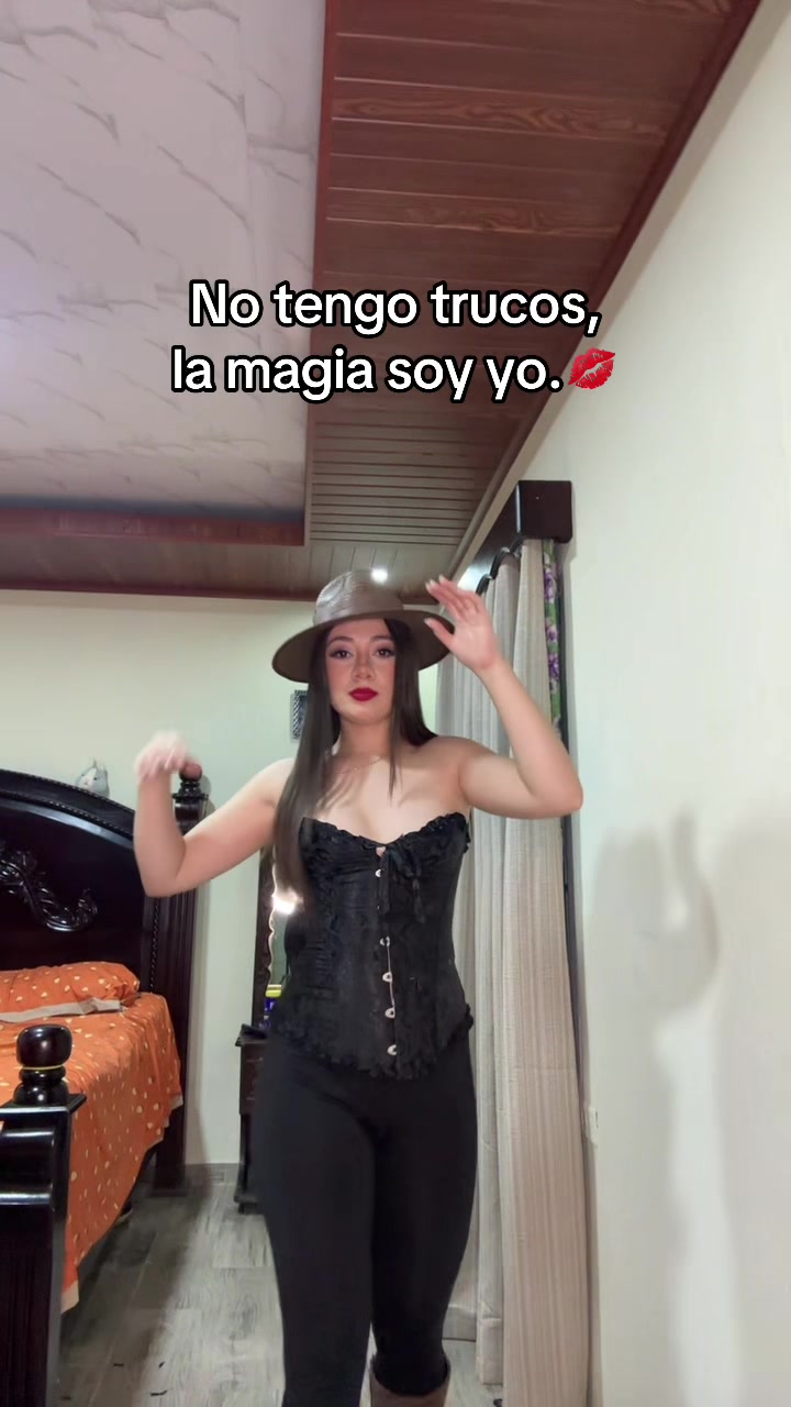 @Mónica Serrano💖