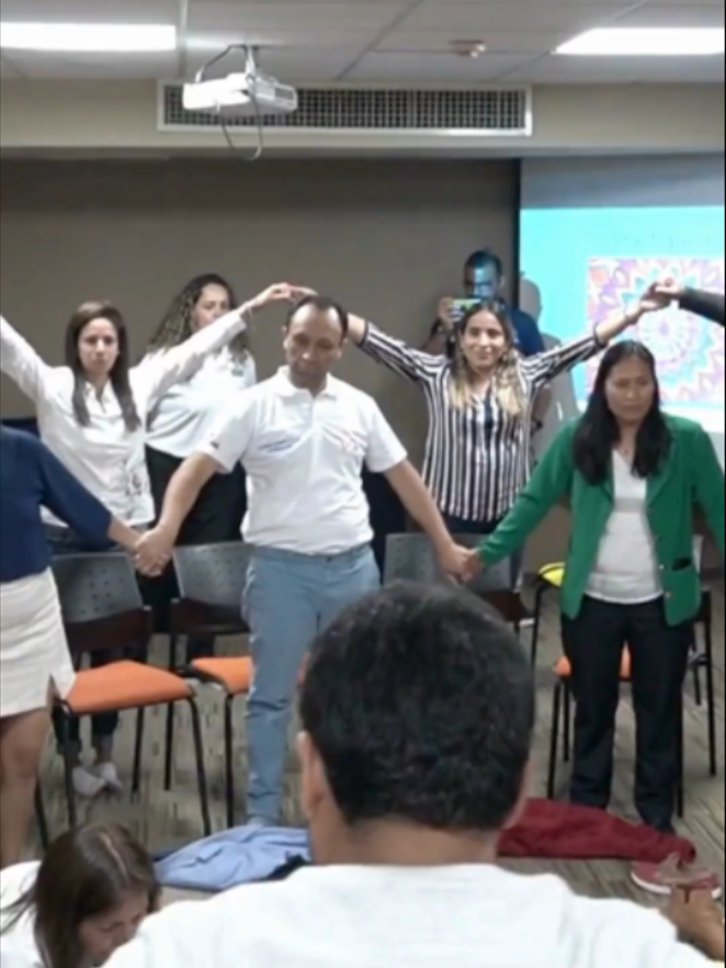 @Escuela de Facilitadores