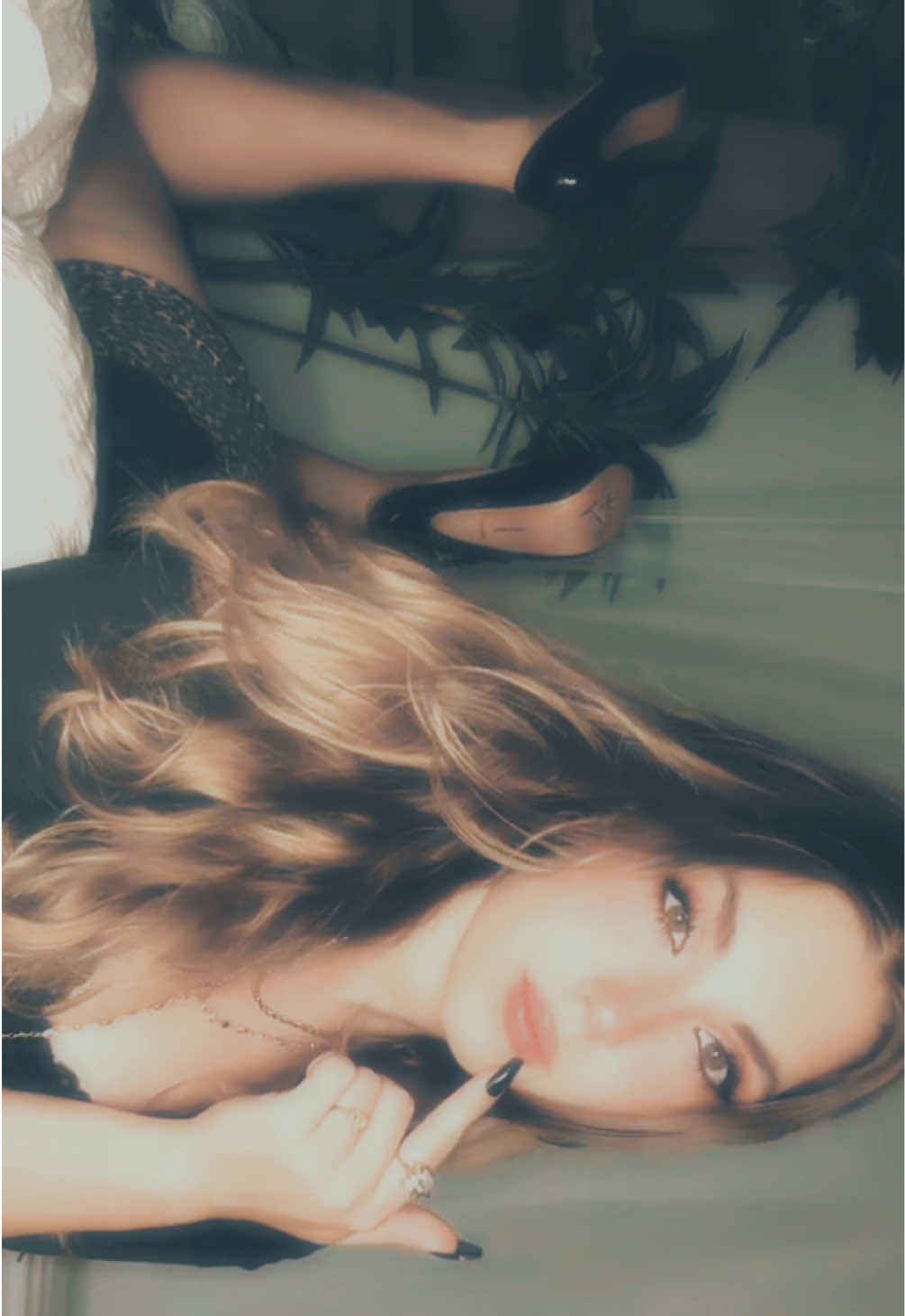 @𝒜𝒹𝒾𝒶𝒽 &bull;アディア