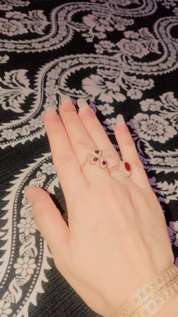 @🥀✨