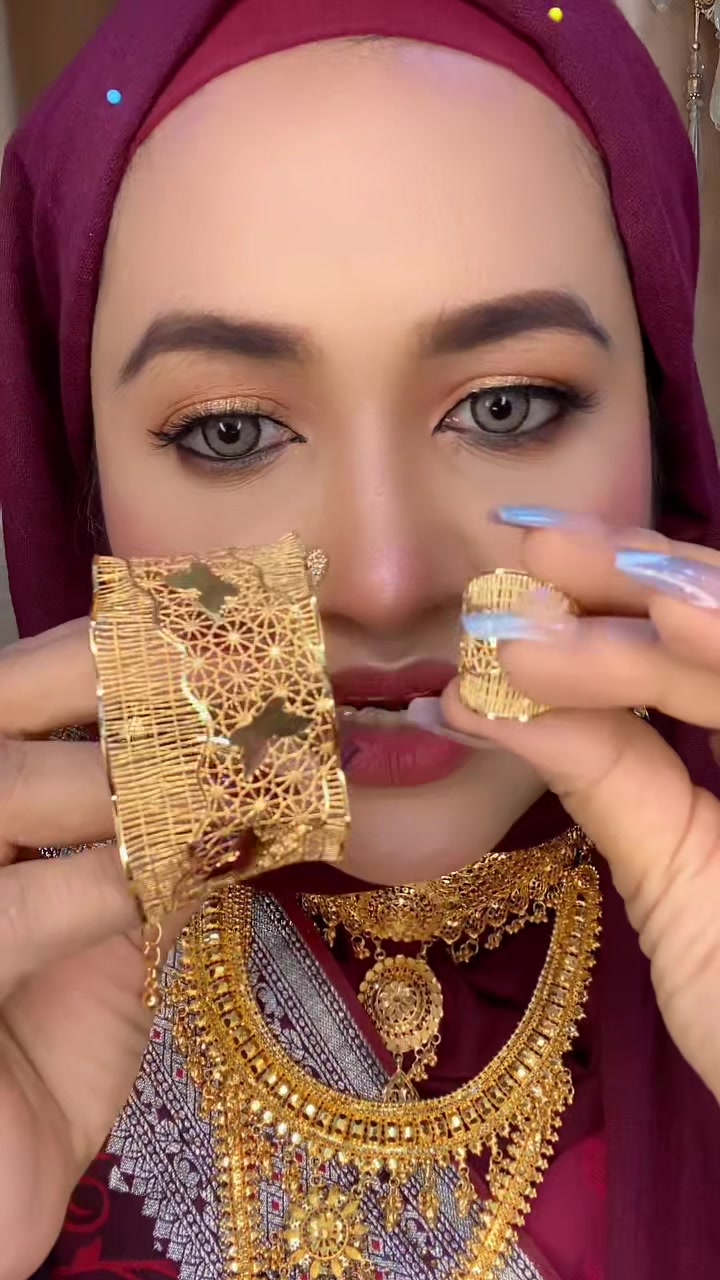 @labonyasfashion&jewellery