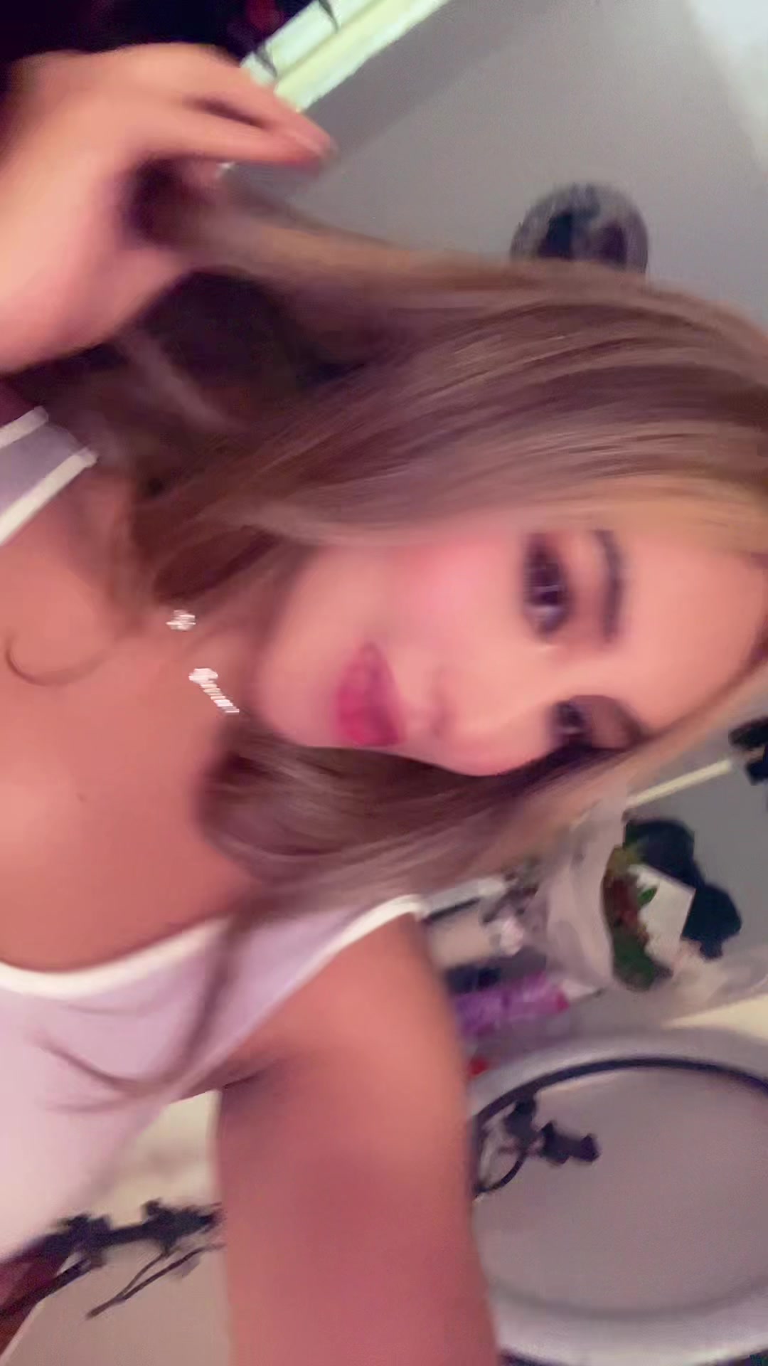 @Yan