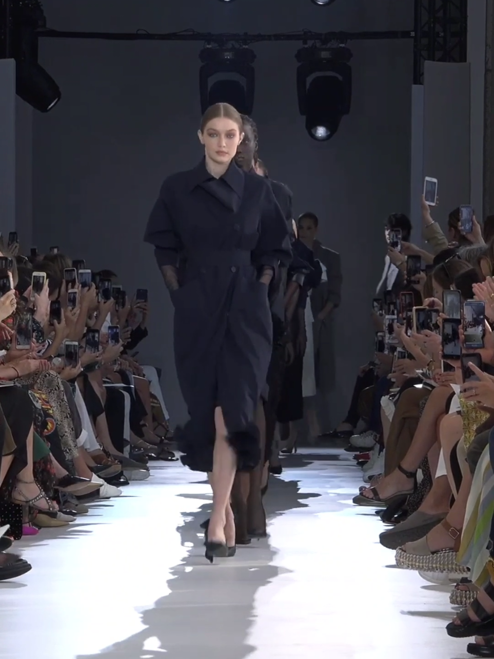 @Supermodel Walk