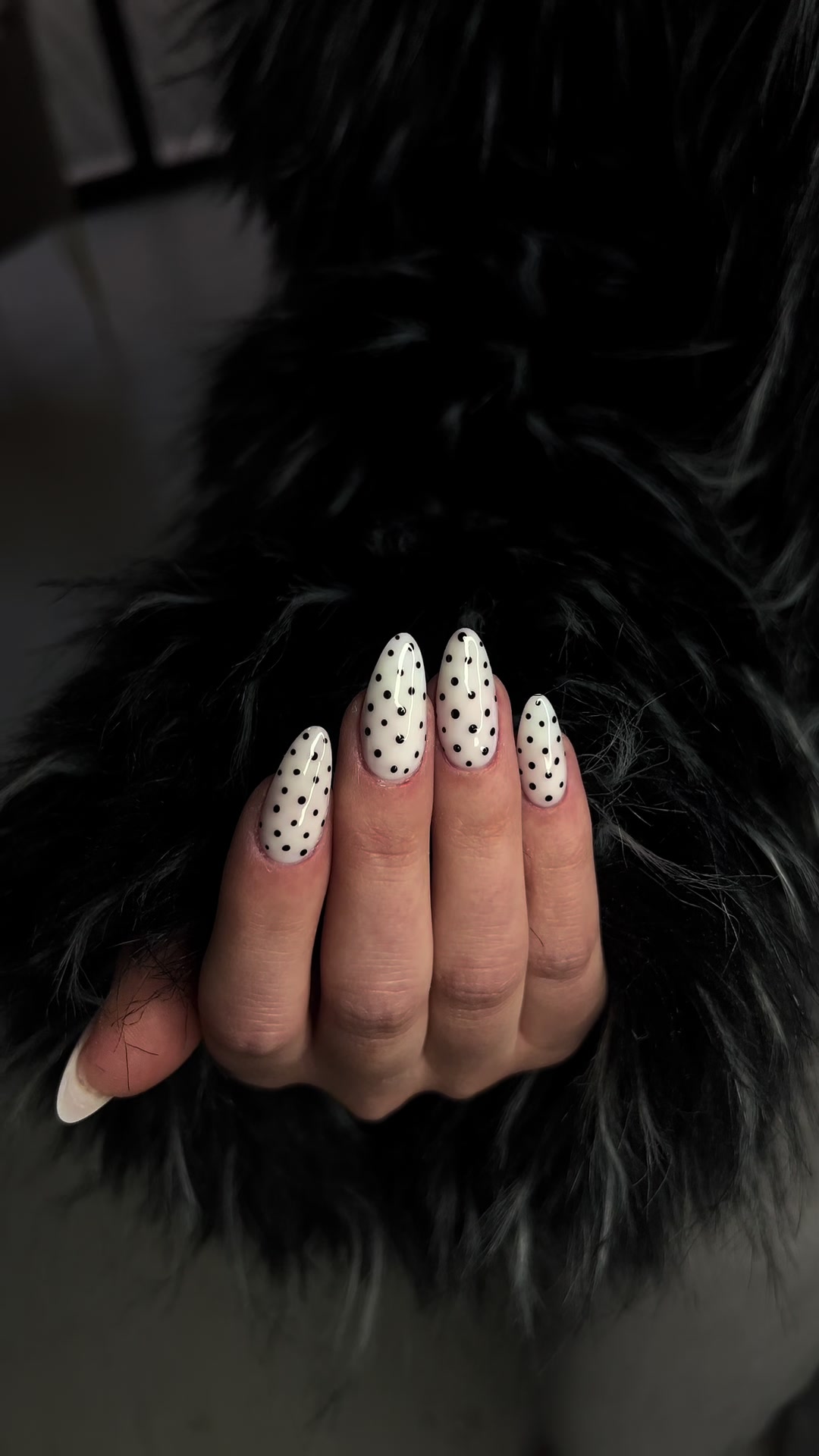 @romesa_nails