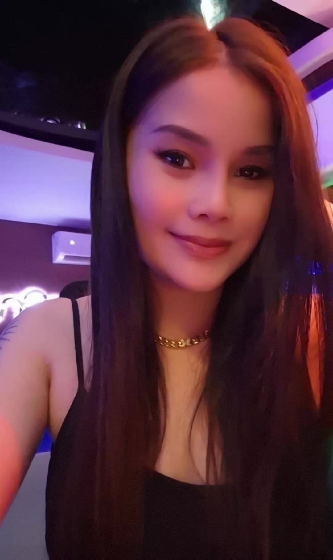 @Fon 🇱🇦