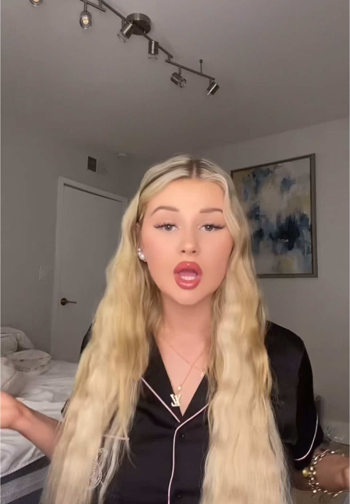 @rachelkrajj