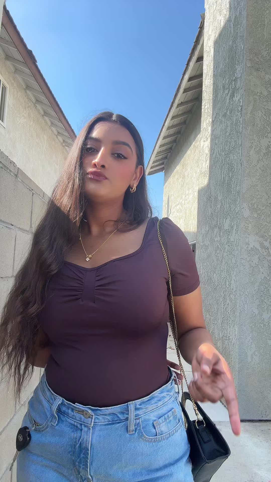 @Komal_K