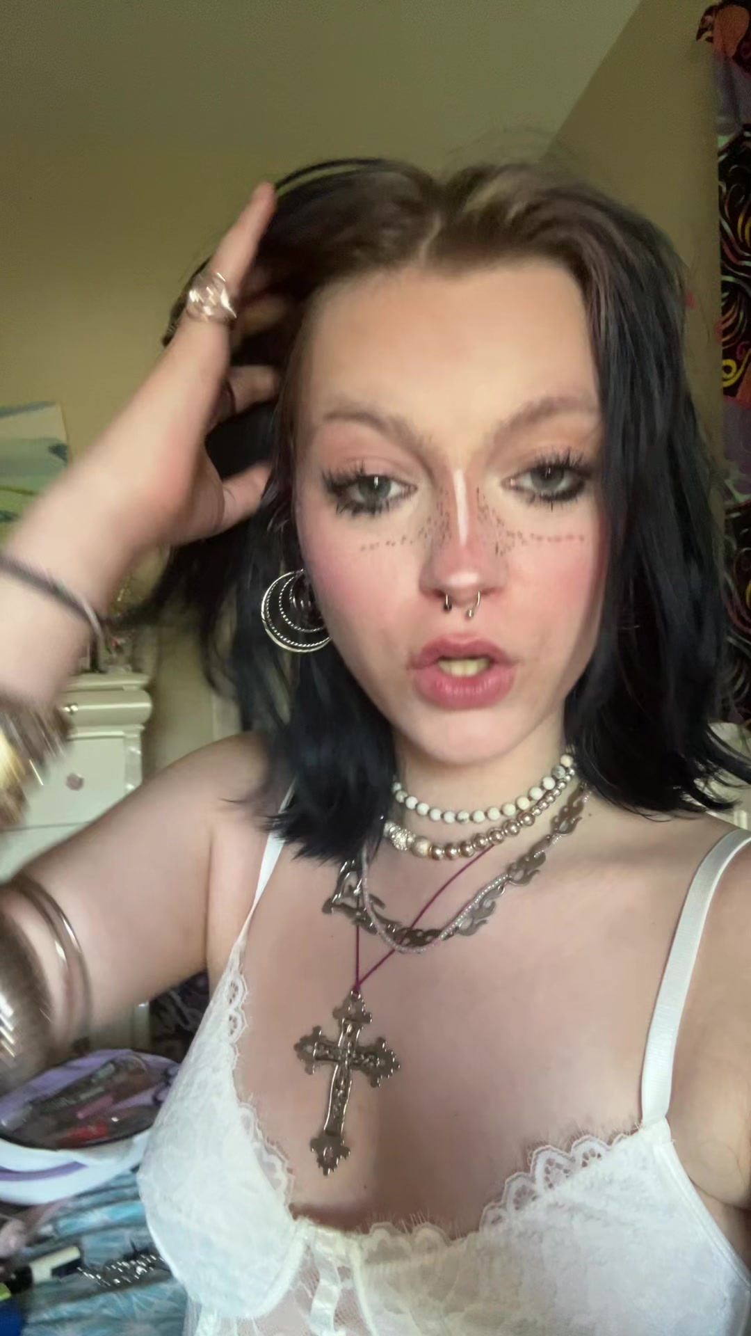 @emma🪬🫧