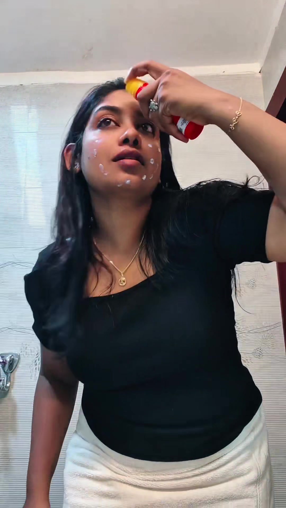 @Amruthaaami