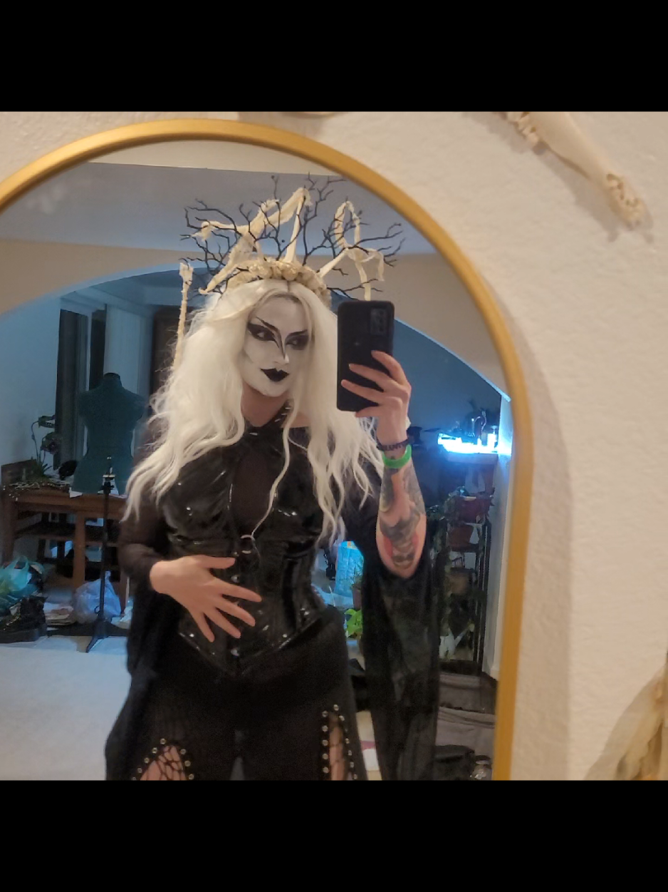 @Aurora Mandragora