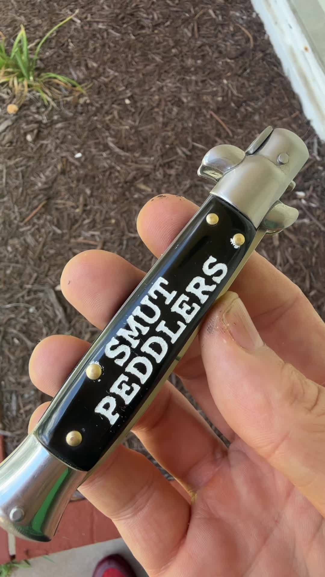 @Wet Wizard Custom Engraving