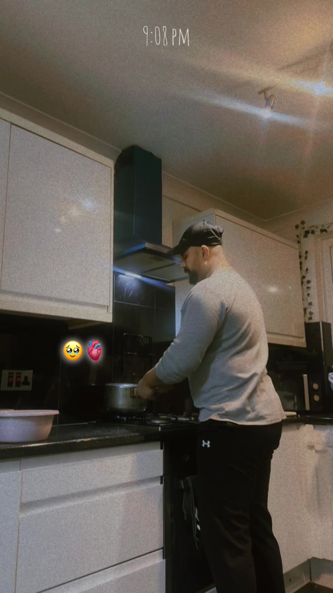 @Simarcheema | LONDON CREATOR