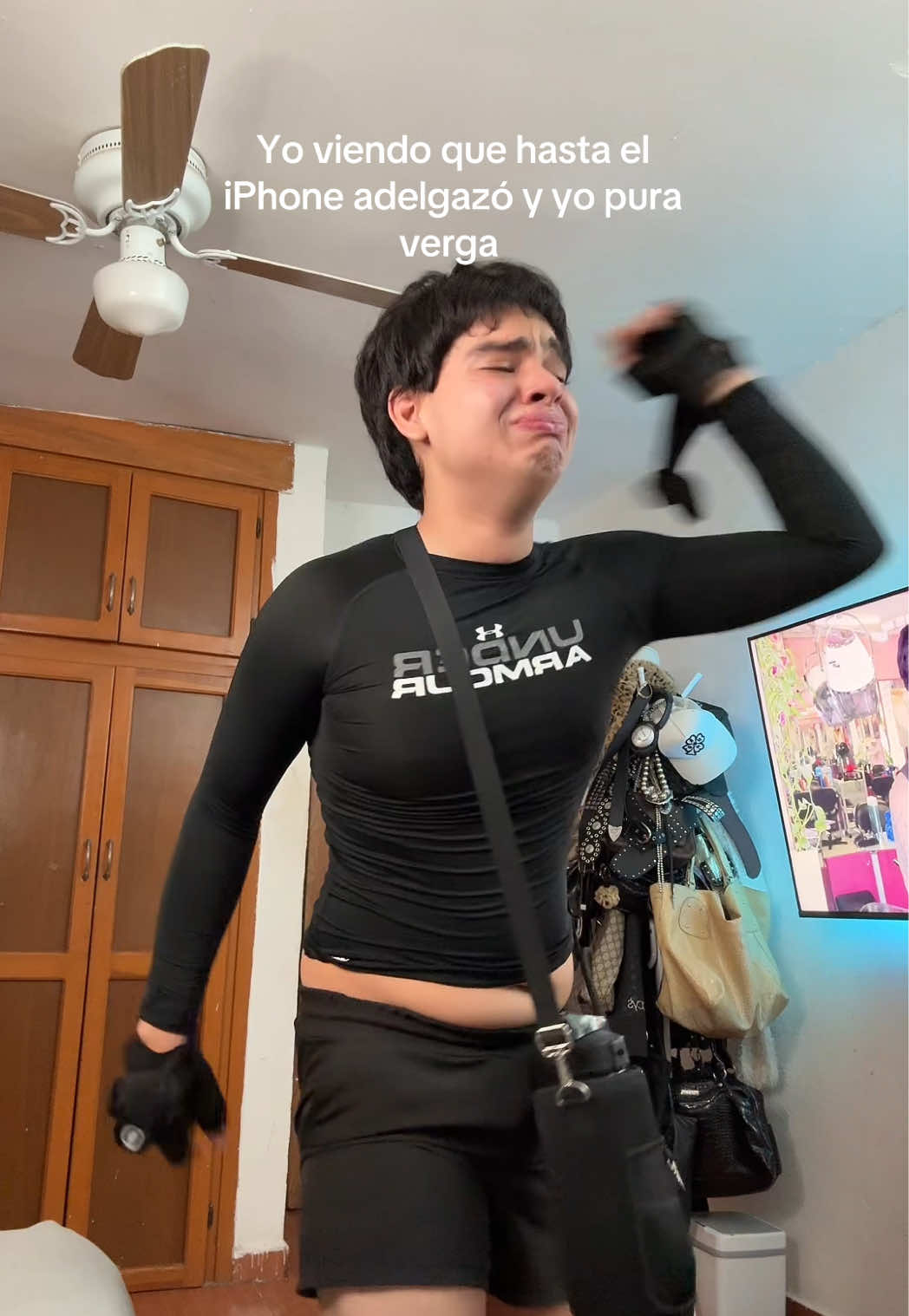 @Hombra