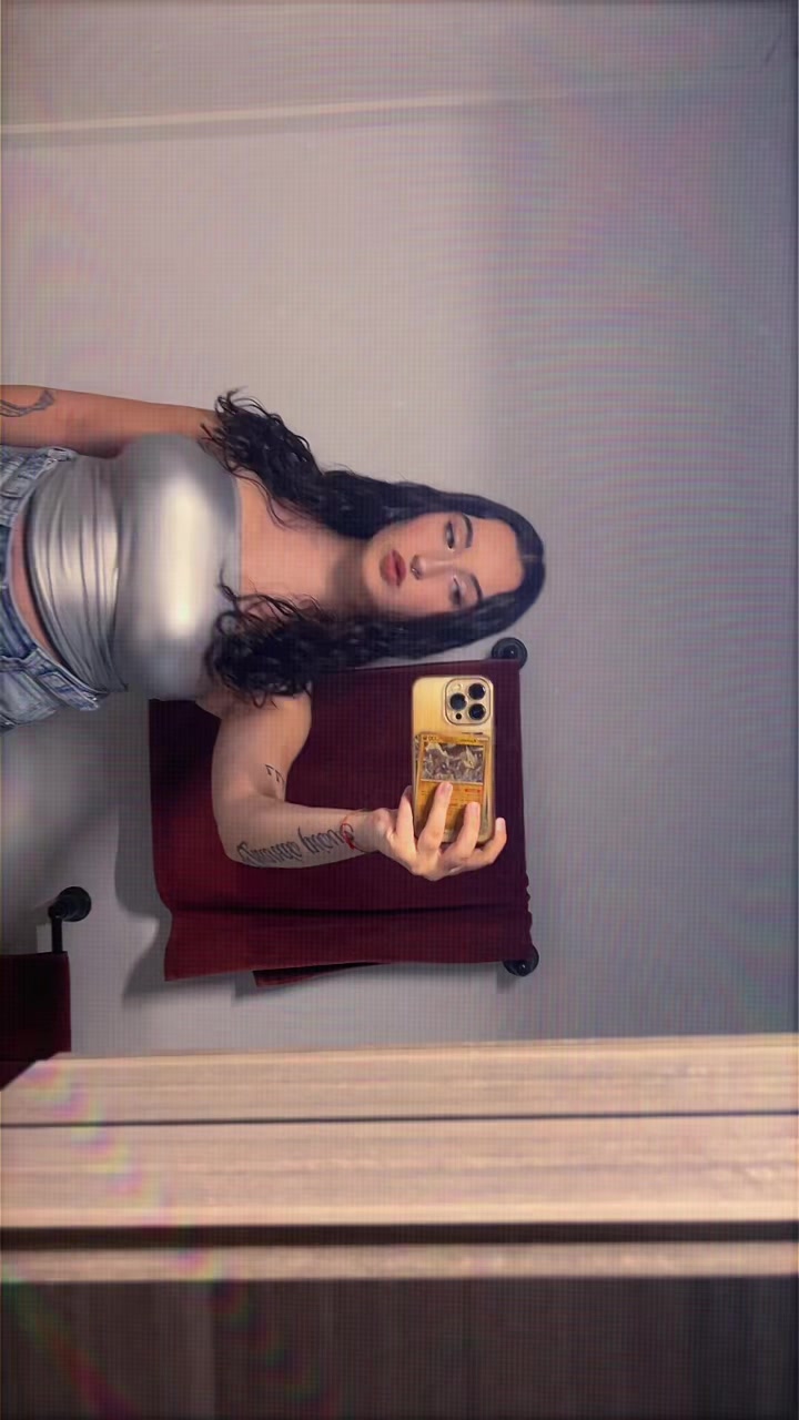 @💋