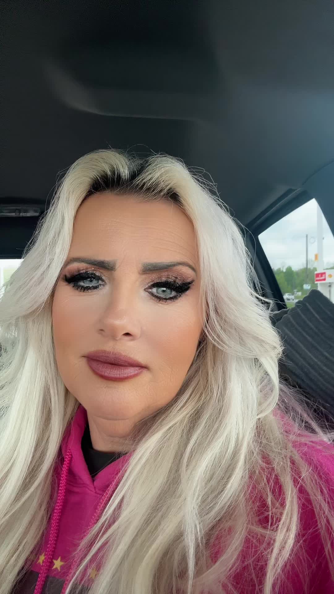 @jeanettej89