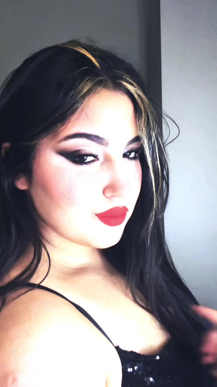 @Feriel Abrougui