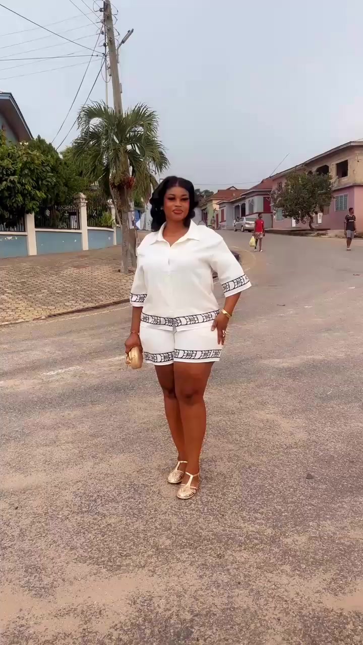 @Queen 👸 ❤️