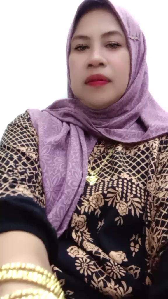@kamilaputri139