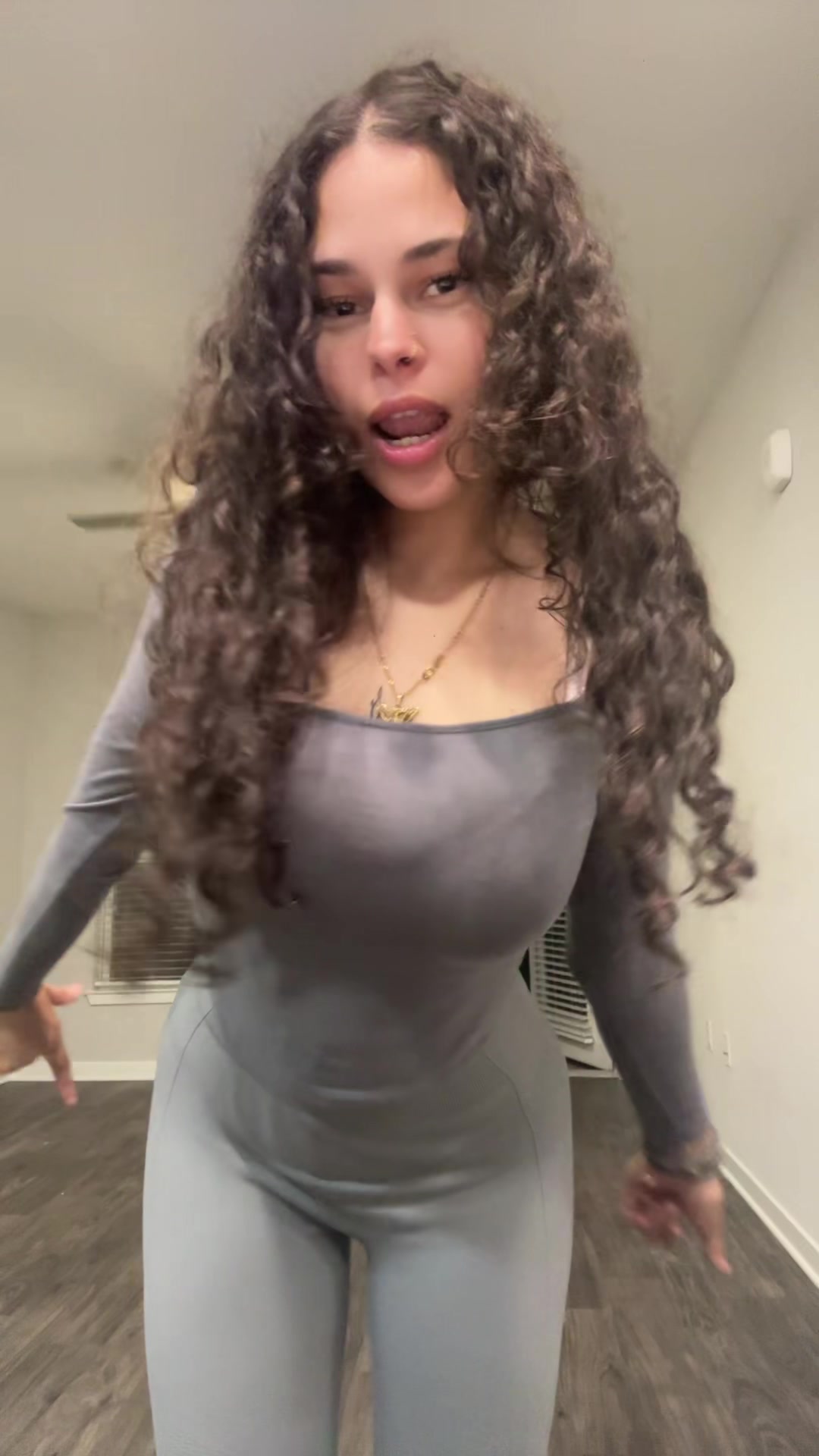 @Pao