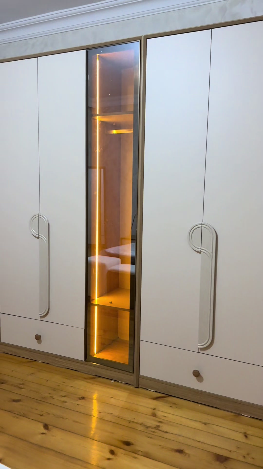 @MARNEULI TAC MEBEL593-44-04-14