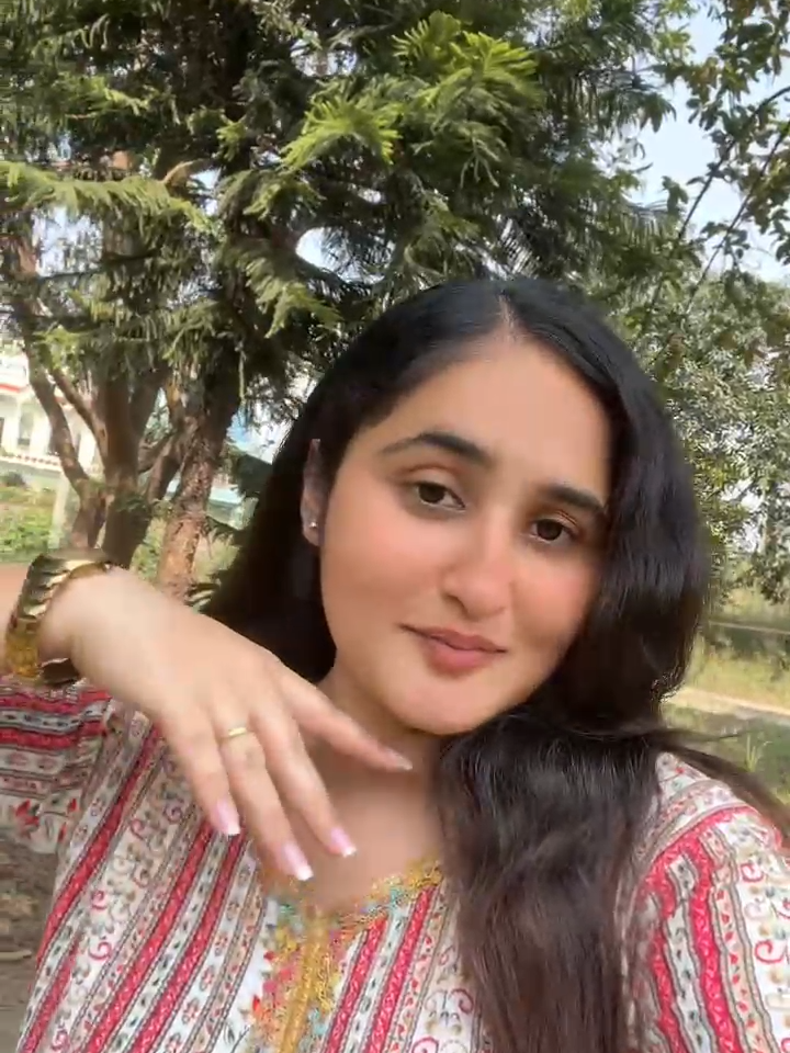@Pooz🌸