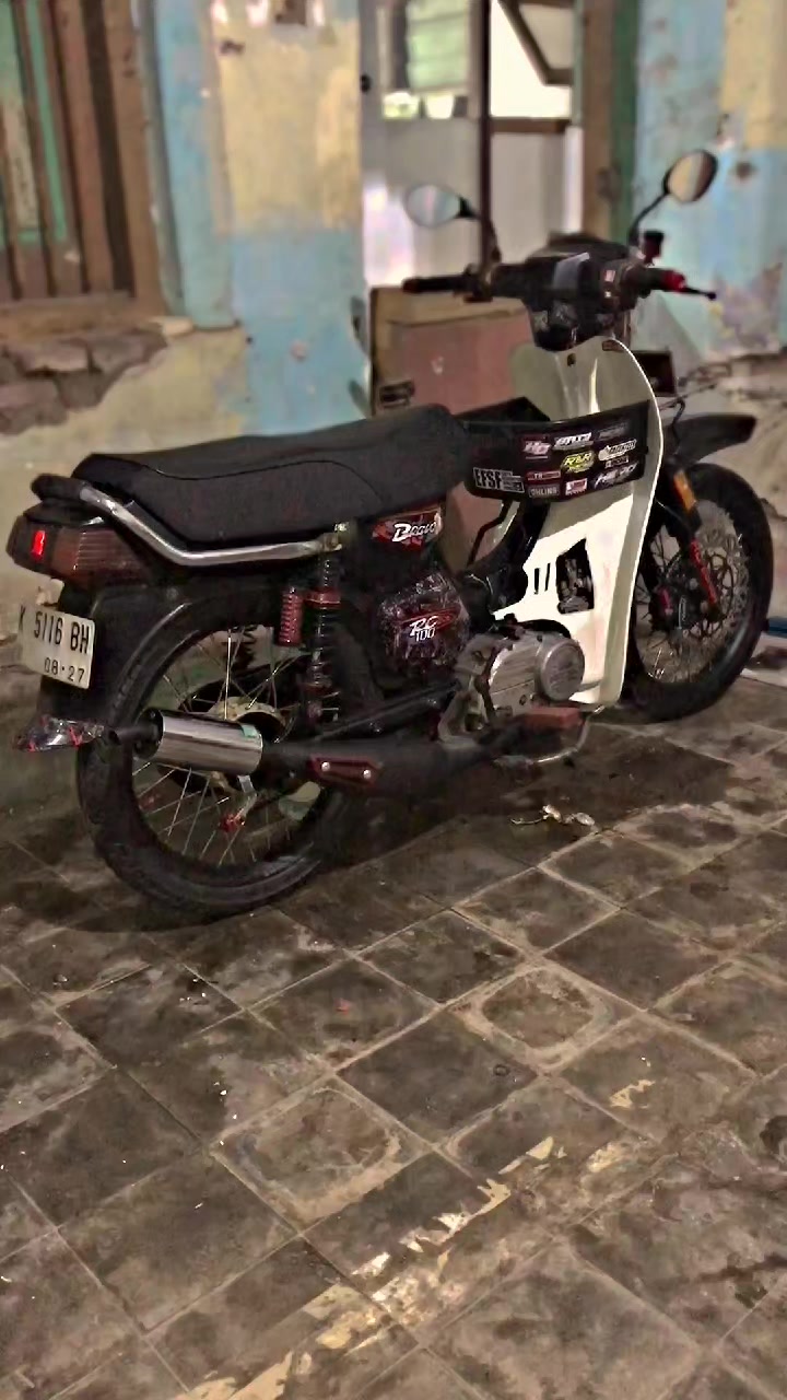 @hajir077