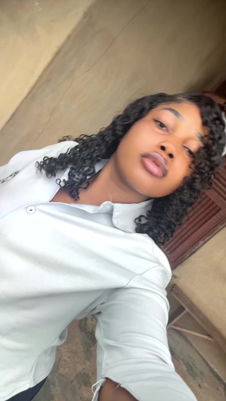 @oluwa_bukola0