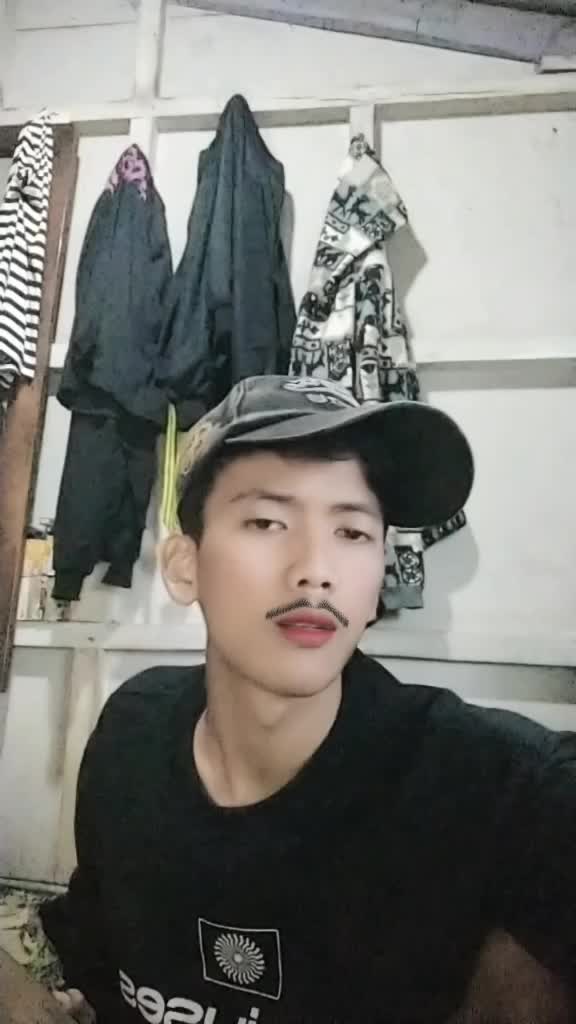 @YanHoree🦖