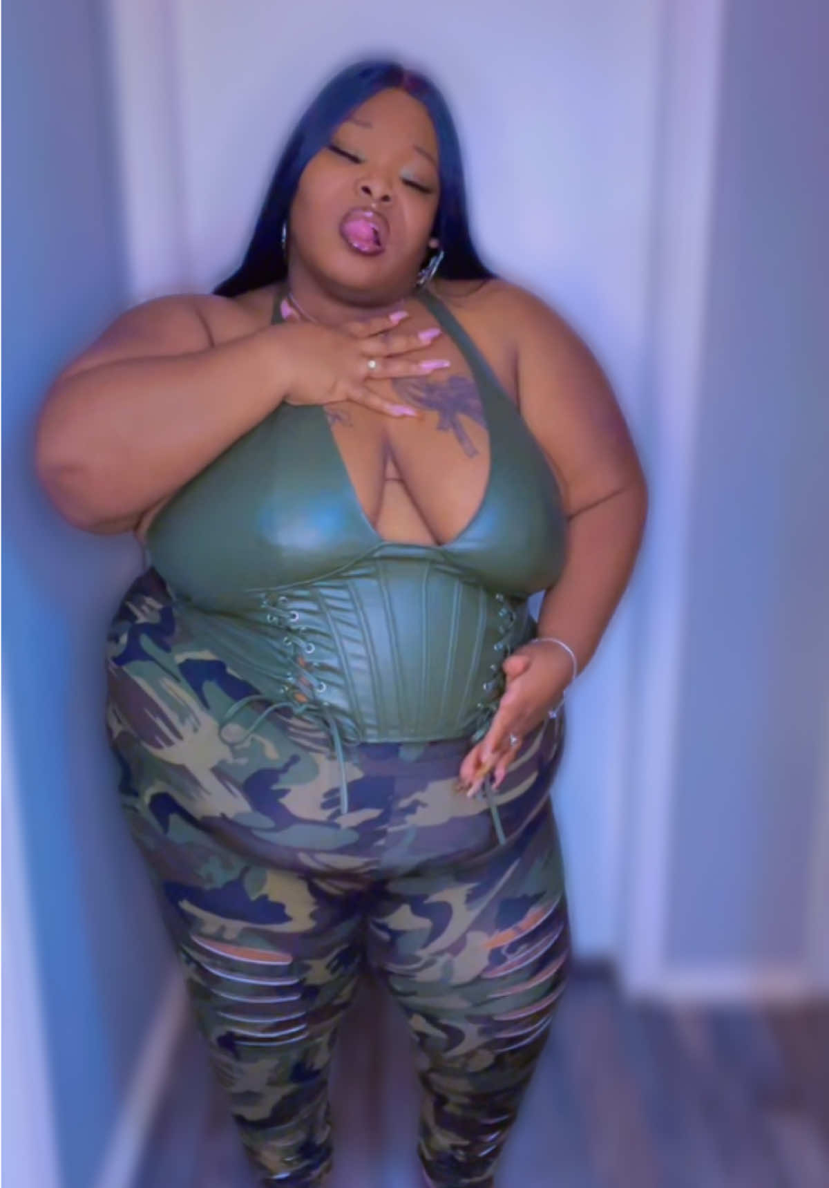 @🌈BigFine🌈