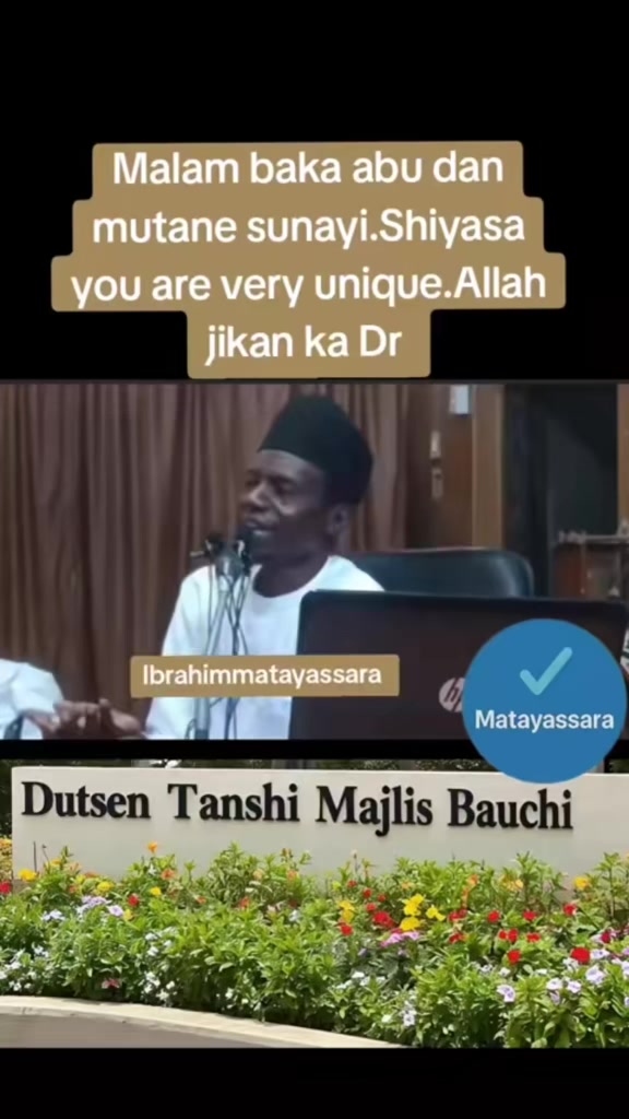 @SIRAJO ZAKARI 111